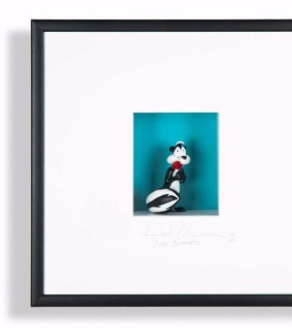 Love stinks - 22,8" x 22,8" - Shadow box