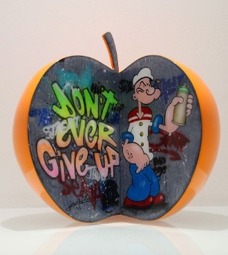 Don't ever give up - SOLD OUT - 8,6" inch - Ceramic sculpture
