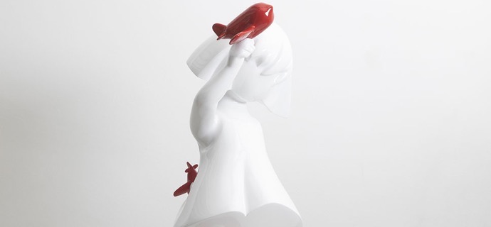 Girl Plane - Sculpture en résine - 80 cm