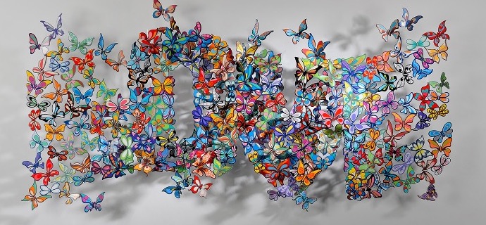Love flutter BY - 71" x 30" - Sculpture metal in 3D